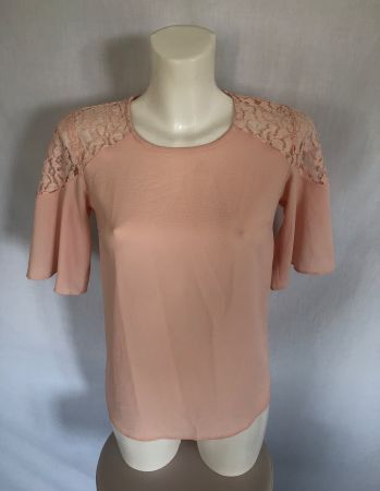 Blouse rose pâle épaules dentelle Atmosphere taille 34 36