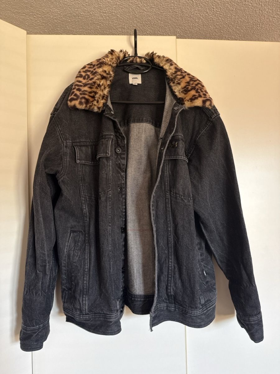 Vans Giacche: Vans Jeans Jacke Leo Gr. L – Usato da Gränichen venduto da cat_lady
