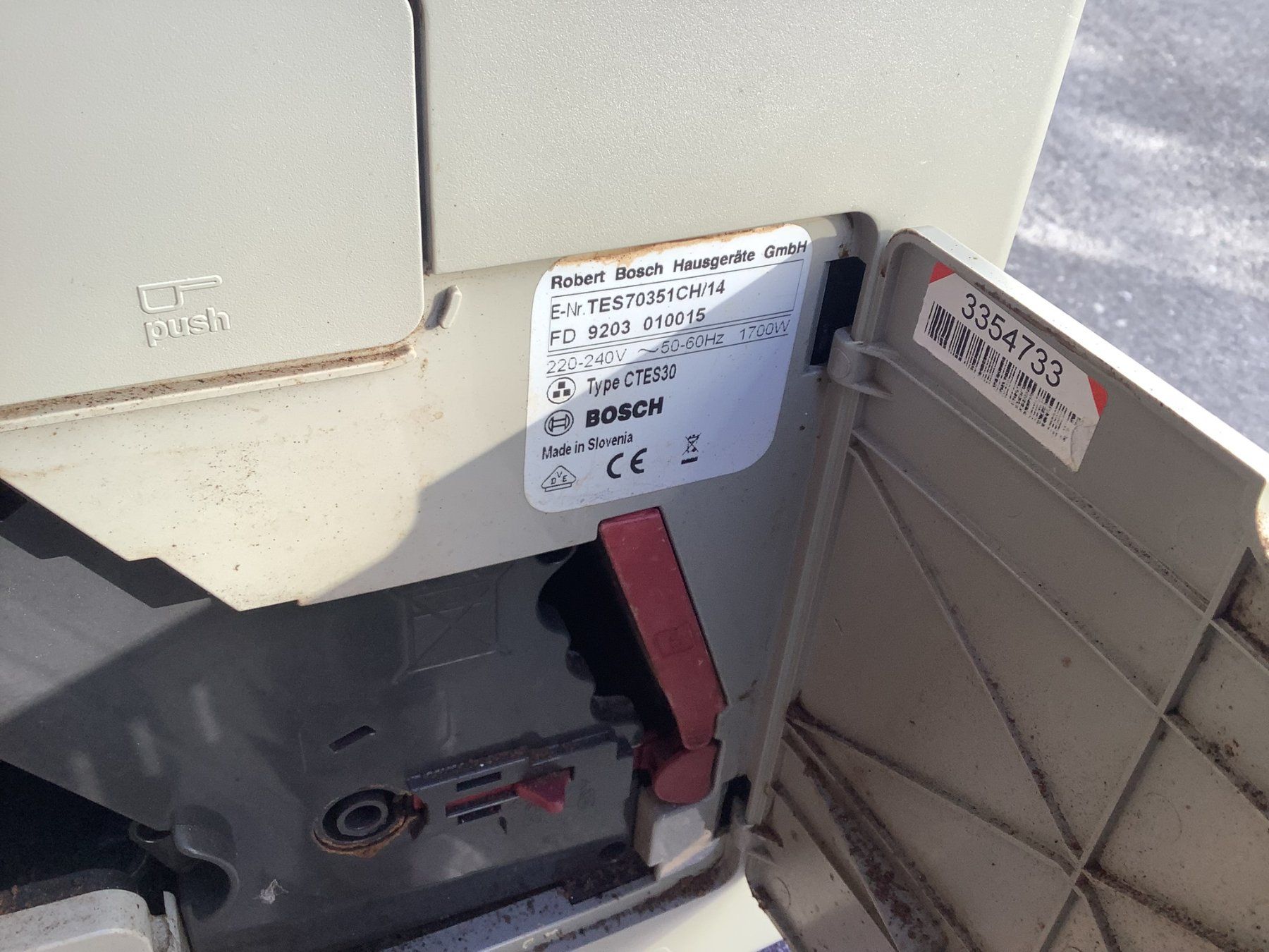 Bosch Macchine per caffè & Macchine per espresso: KAFFEMASCHINE VOLLAUTOMAT – Difettoso da Glarus venduto da Mdelphi