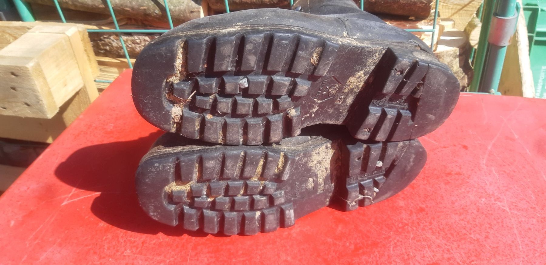 Herrenschuhe: 1Paar alte Militärschuhe – Gebraucht aus Wolfhalden von Quiria68 2