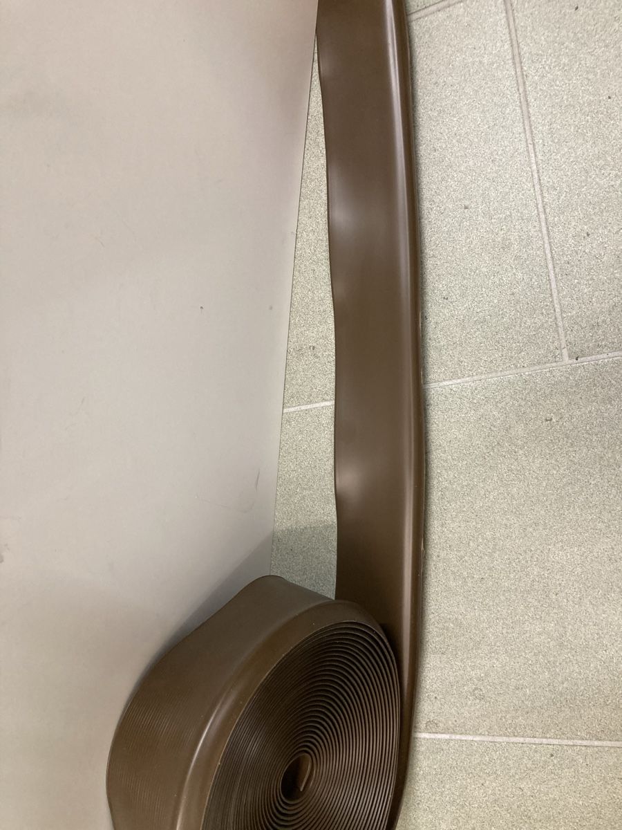 Profilati: Sockelleiste PVC – Nuovo (secondo la descrizione) da kloten venduto da Goodding 2