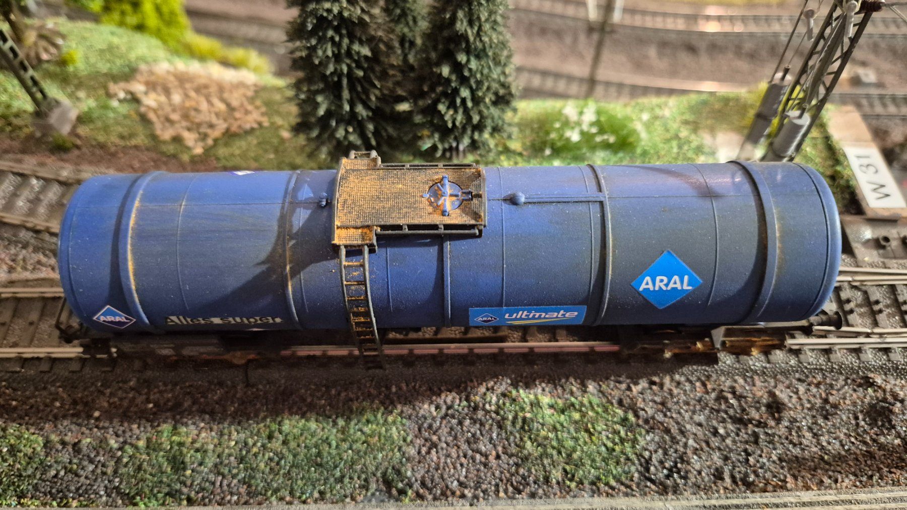Märklin Modellini di ferrovie: Märklin 4752 "Kesselwagen Aral" – Usato da Dübendorf venduto da Aki1965 6