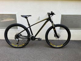Neue Specialized Mountainbike Velo Grösse S .27.5"
