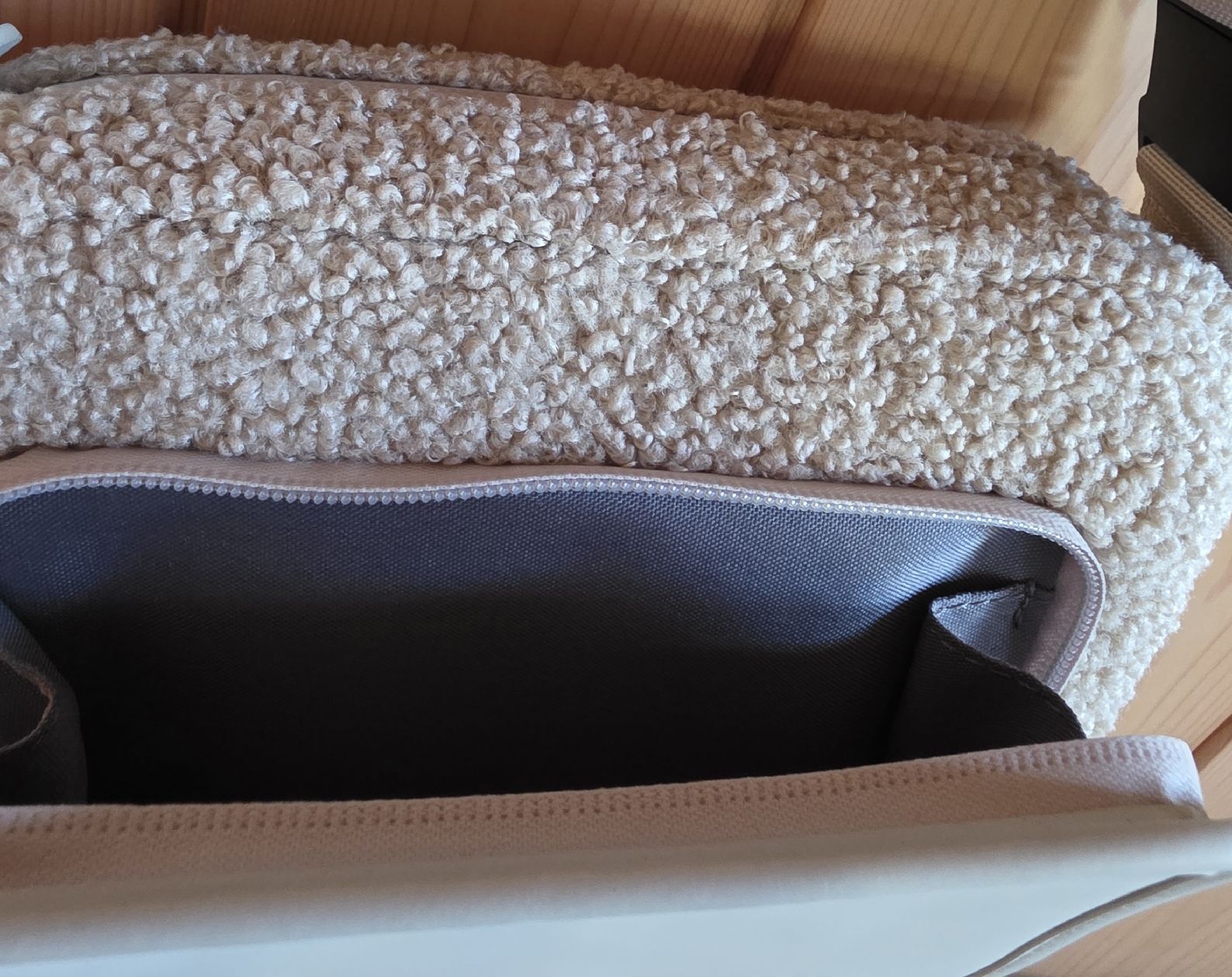 Kapten & Son Borse: Kapten & Son Lulea Fleece Sandstone Tasche  – Nuovo e nell'imballaggio originale da Wimmis venduto da sal_rj9j 2
