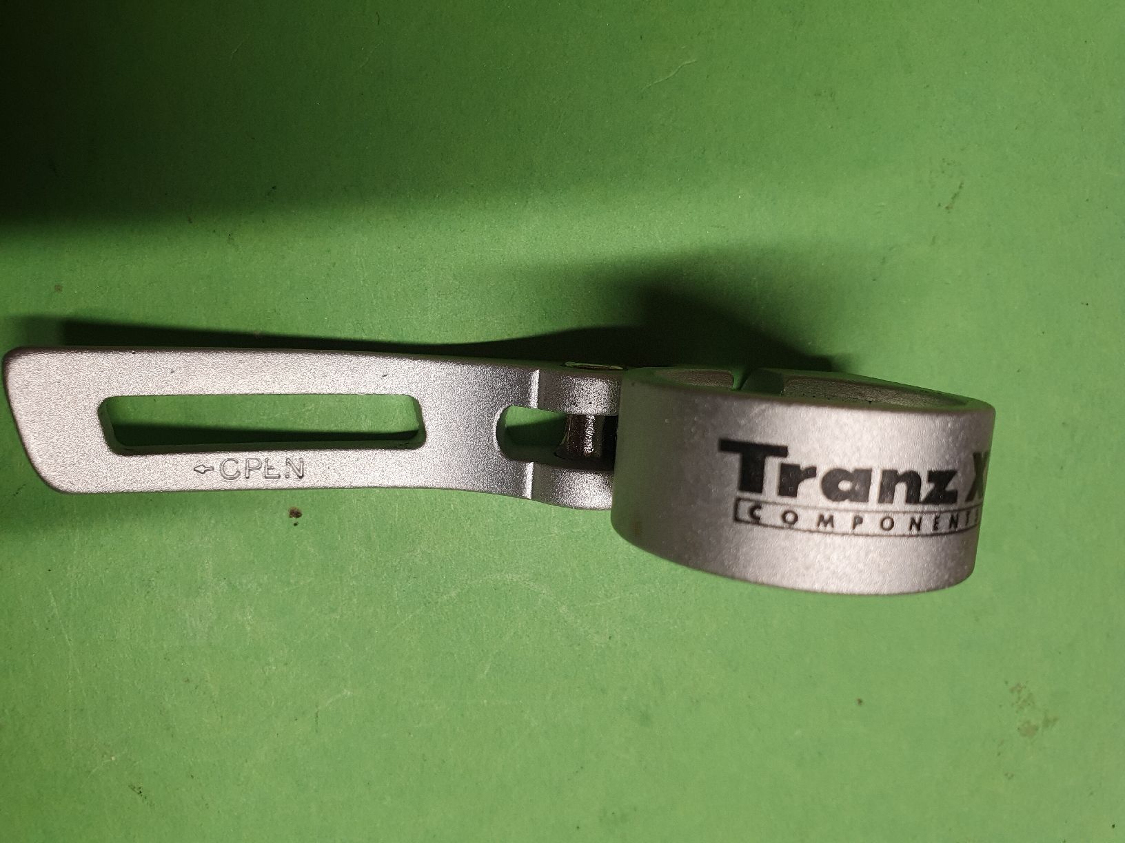 Ersatzteile: Satelstütze, Klemmschelle 32mm Tranz X Neu, silber. – Neu und originalverpackt aus Niedergösgen von joh_6txt 2