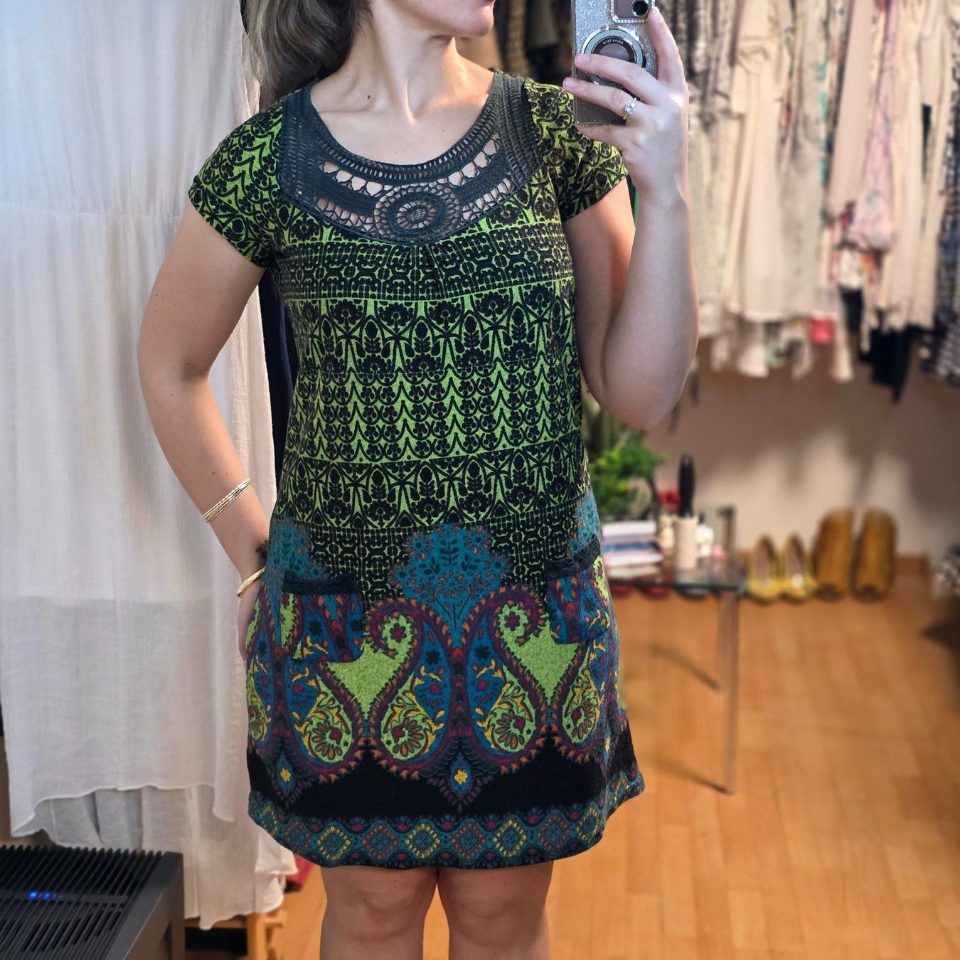 Kleider: Smash! Kleid bunt Muster Gr. M – Gebraucht aus Wald ZH von CapLux
