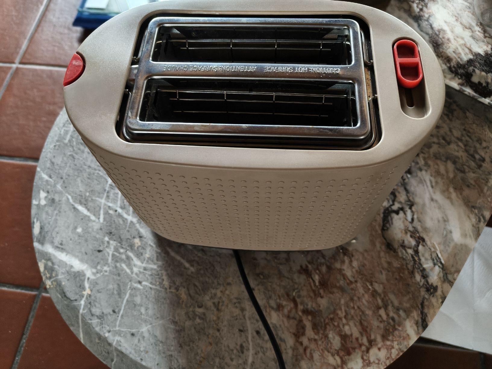 Bodum Elettrodomestici da cucina: Bodum Toaster Beige Gebraucht – Usato da Luzern venduto da FelixKurll