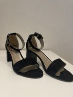 Sandales noires à talon