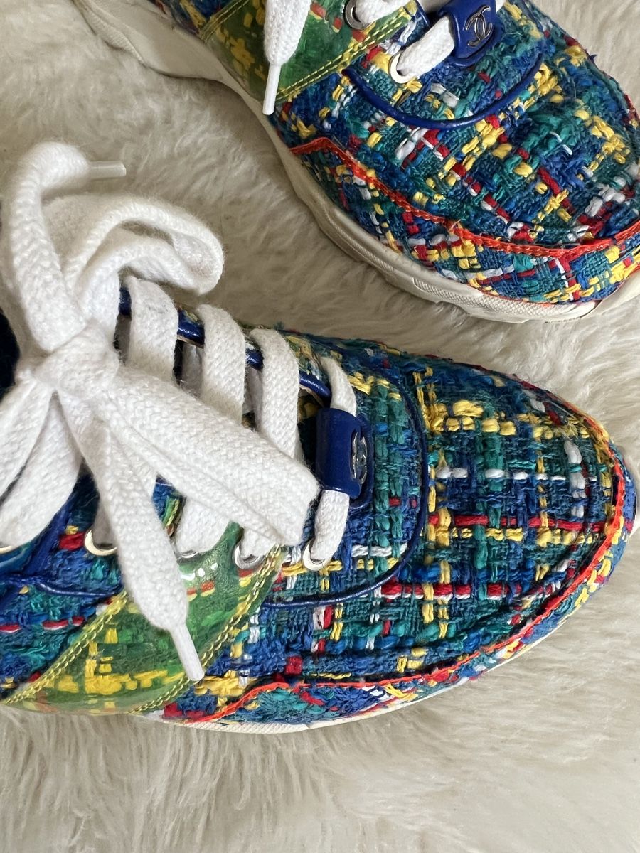 Chanel Scarpe da donna: Baskets Chanel Tweed Multicolores 37 1/2 – Usato da Lutry venduto da roxypoxy 2