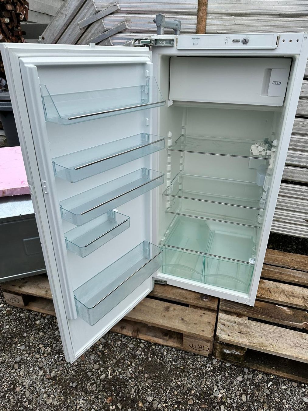 Miele Frigoriferi: Kühlschrank Einbaukühlschrank  Miele – Usato da Spreitenbach venduto da Space_X 3