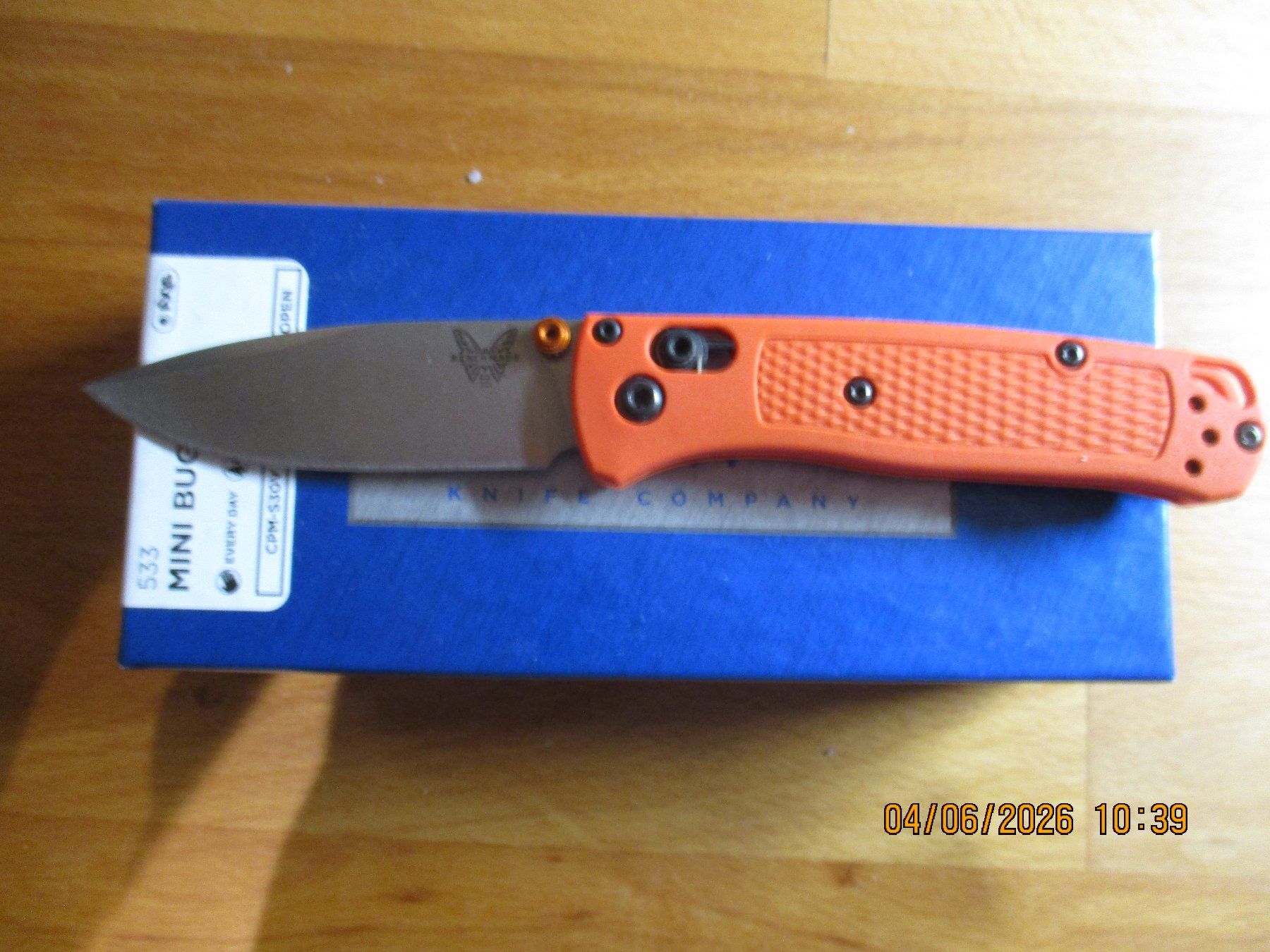 Benchmade Taschenmesser: Benchmade - Mini Bugout Mesa Orange – Gebraucht aus Solothurn von Merschweinchen
