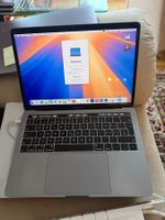 Macbook pro 13.  2019