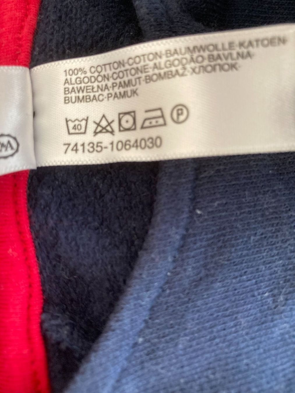 Name It Maglioni & Felpe: Kapuzen-Pullover "name it-Mickey Mouse" – Usato da Muttenz venduto da Juvenile33 3