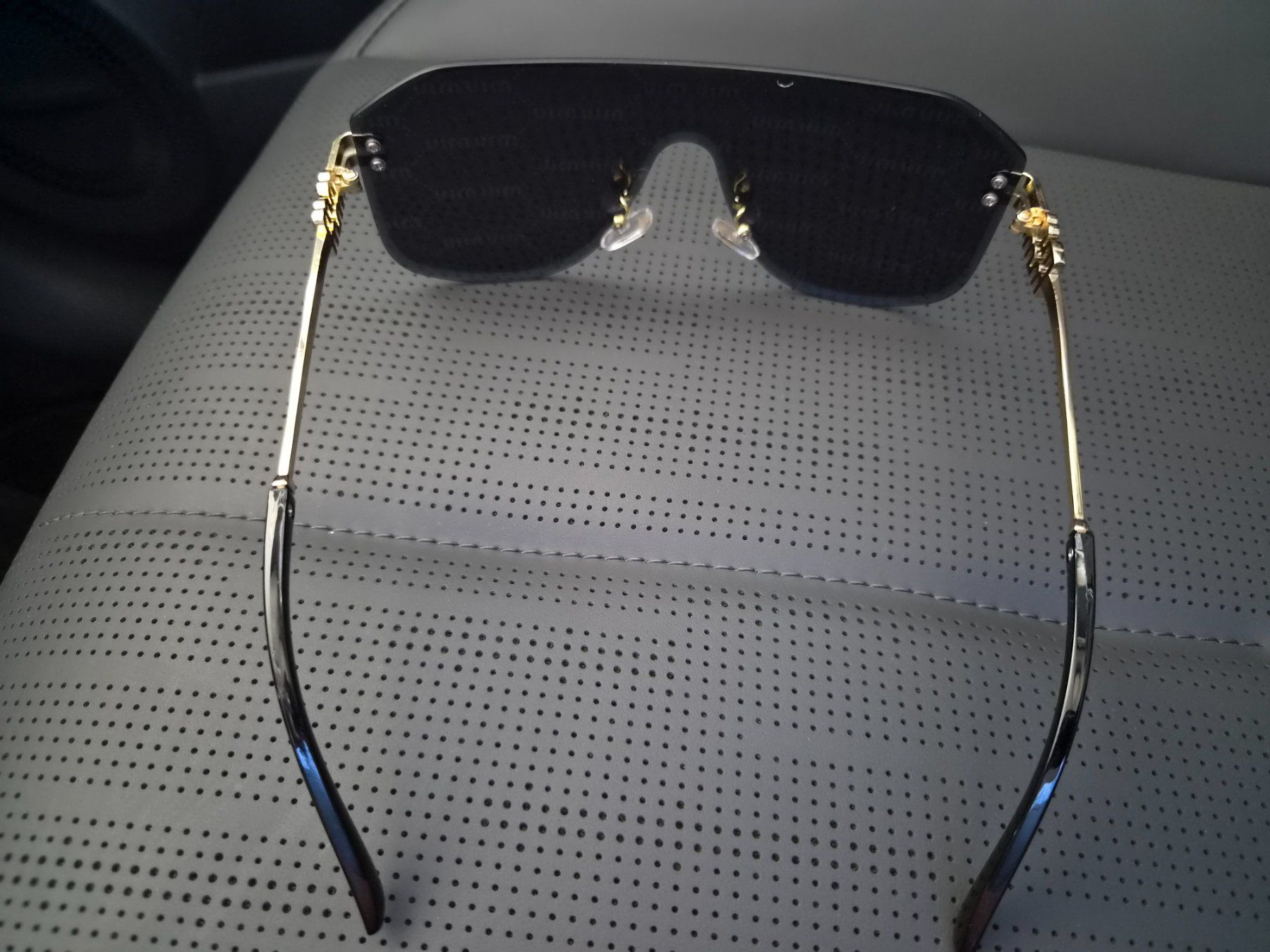 Miu Miu Occhiali & Lenti: MIU MIU SONNENBRILLE – Usato da Richterswil venduto da rscars22 4