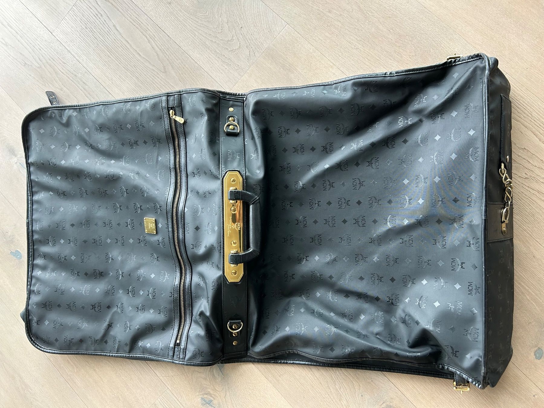 Mcm Borse: Kleidersack von MCM – Usato da Kilchberg ZH venduto da Anie.