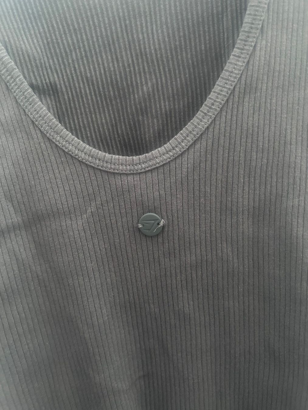 Tops: GYMSHARK Body – Gebraucht aus Dättwil AG von fio_d76l 2