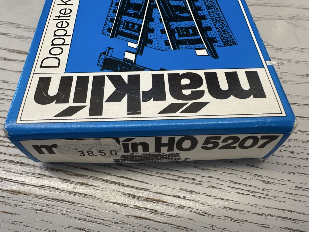 Märklin Modellini di ferrovie: Märklin 5207 Doppelkreuzungsweiche – Usato da Lupsingen venduto da New-Haven 1