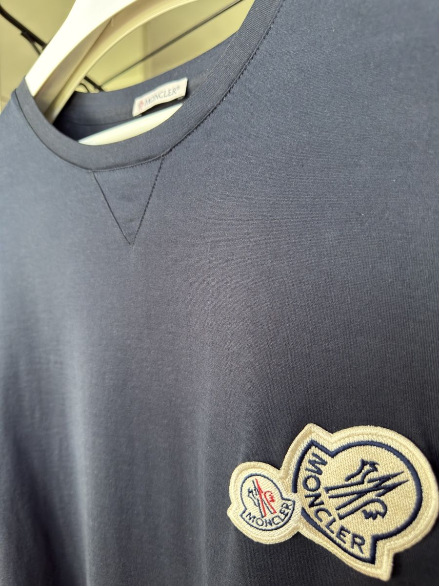 Moncler T-shirt: Moncler Herren T-shirt – Nuovo (secondo la descrizione) da Pfäffikon ZH venduto da C.Cs 3