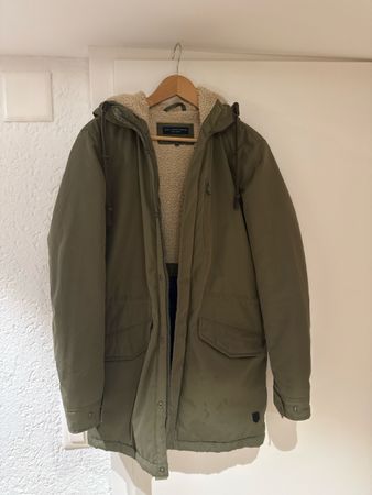 Jack & Jones Premium Parka oliv gefüttert Grösse M