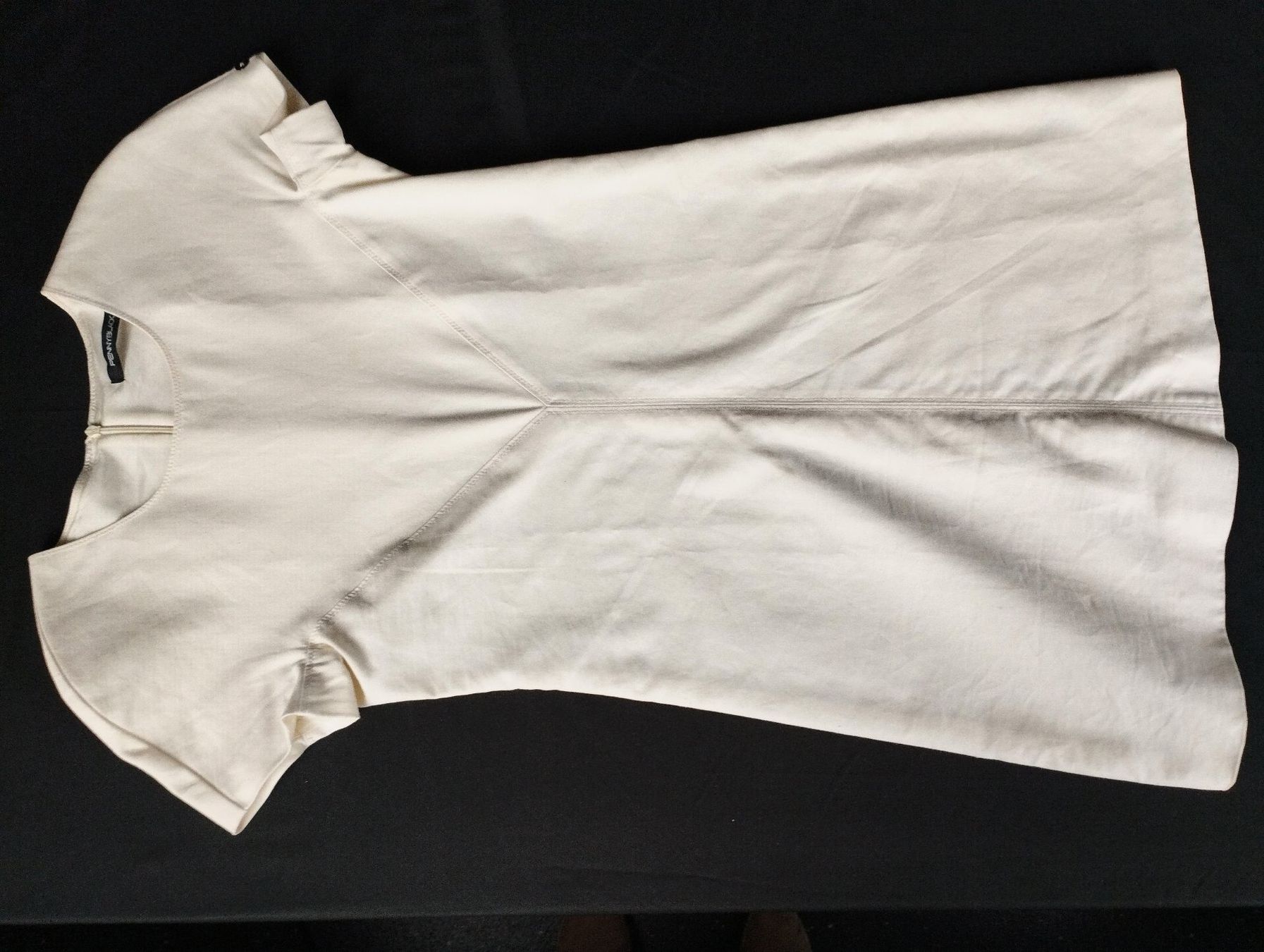 Pennyblack Vestiti: Kleid PENNYBLACK cremefarben Grösse 34 – Usato da Schübelbach venduto da Restwert_Schubelbach