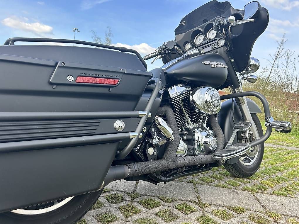 Harley-Davidson Touring: Harley-Davidson FLHXI Street Glide – Usato da Sempach venduto da ser_fz7b 2