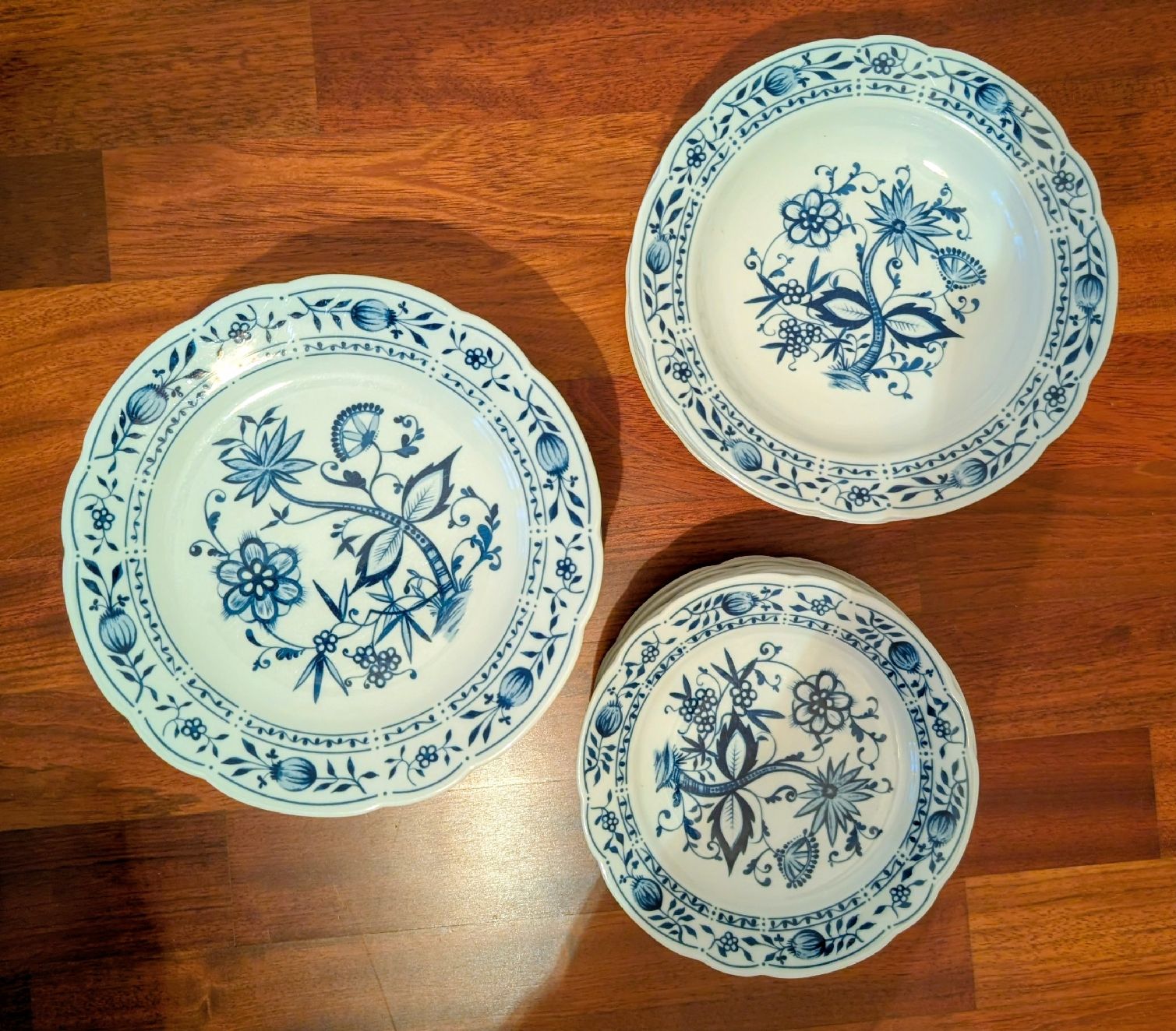 Services de table: Zwiebelmuster Teller Set Kahla – D'occasion à Zürich par hegamet 1