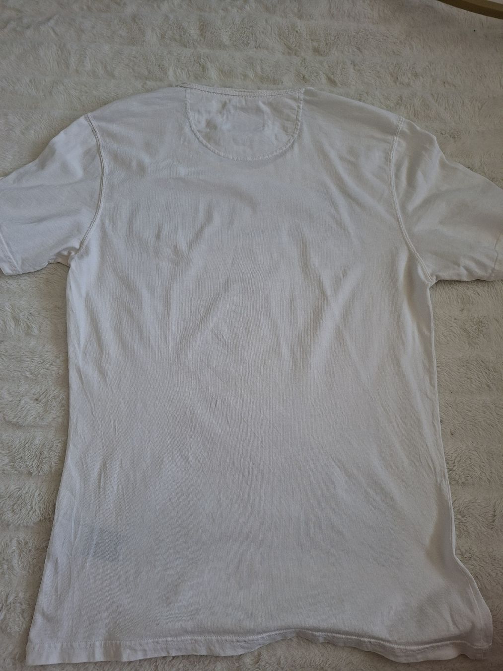 T-shirts: T-shirt Barbour blanc taille M  – D'occasion à Renens VD par ser_j2fn 7