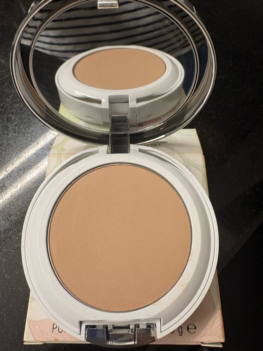 Clinique Make-up: Clinique Beyond Perfecting Foundation 6 Ivory NEU – Nuovo e nell'imballaggio originale da Binningen venduto da Globe_21 1