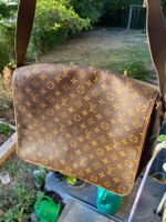 Louis Vuitton Messenger Bag