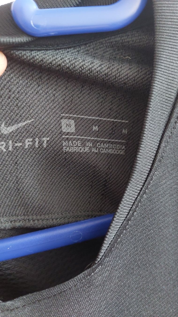Nike Canottiere & Pantaloni: FC Aarau Trikot 2019/20 Gr. M Signed – Nuovo (secondo la descrizione) da Hedingen venduto da Turicun25 2