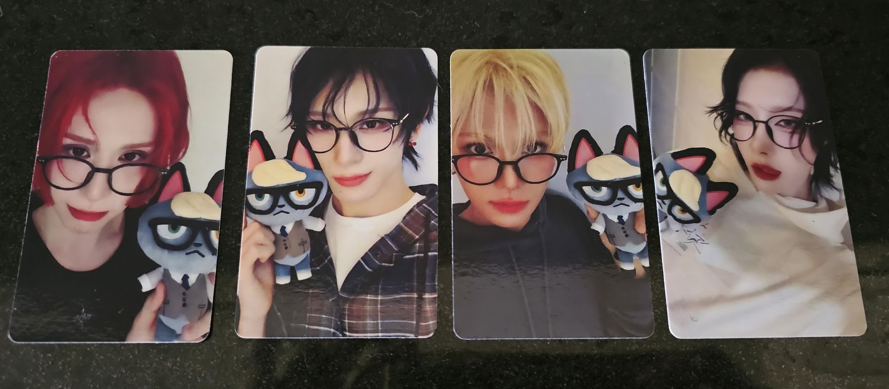 Carte collezionabili: XLOV K-Pop Photokarten Set – Nuovo e nell'imballaggio originale da Wallbach venduto da ast_n7q9