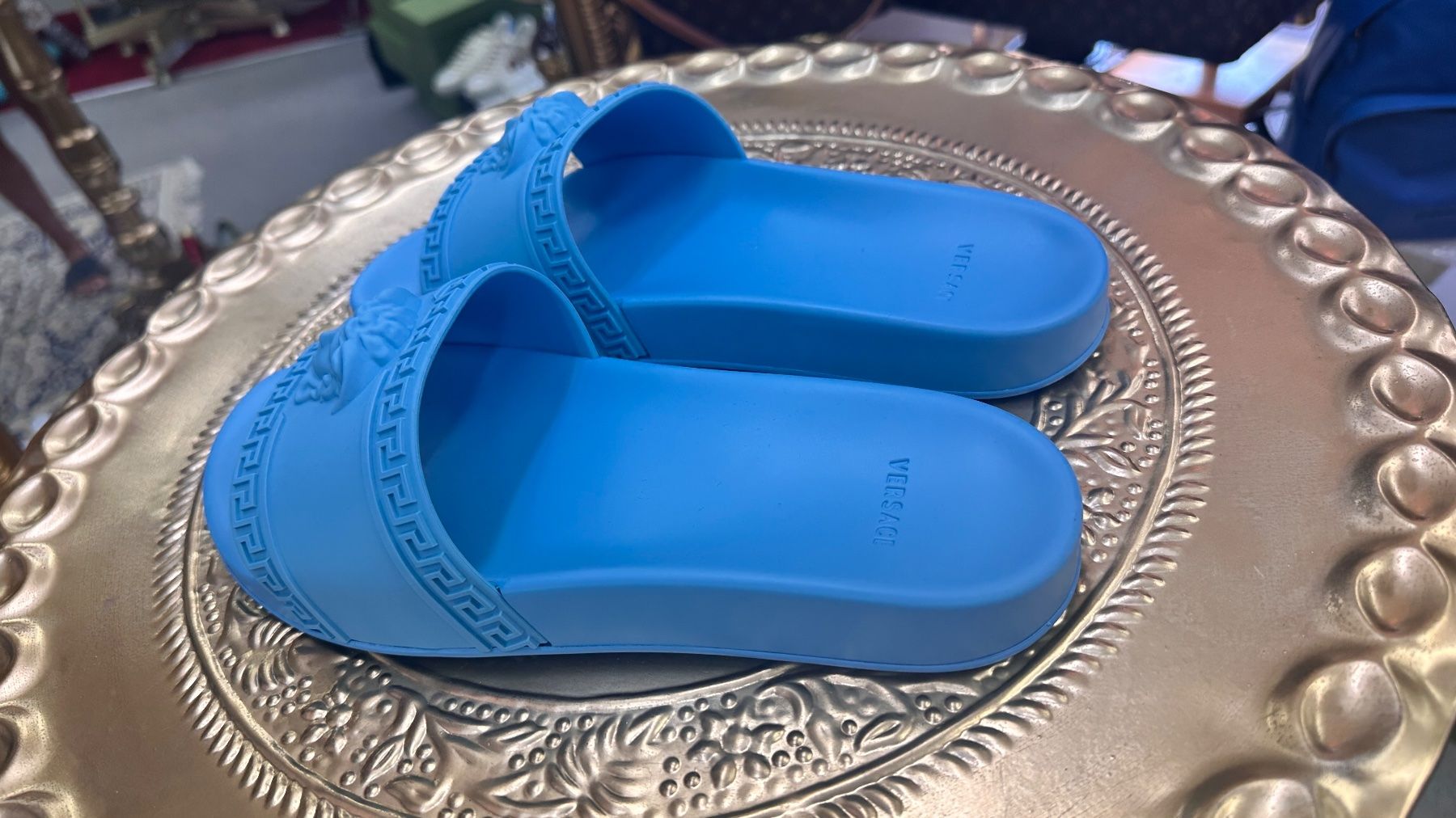 Versace Scarpe da uomo: Versace Flip Flop – Nuovo e nell'imballaggio originale da Lachen SZ venduto da HelvetiaLuxury 2