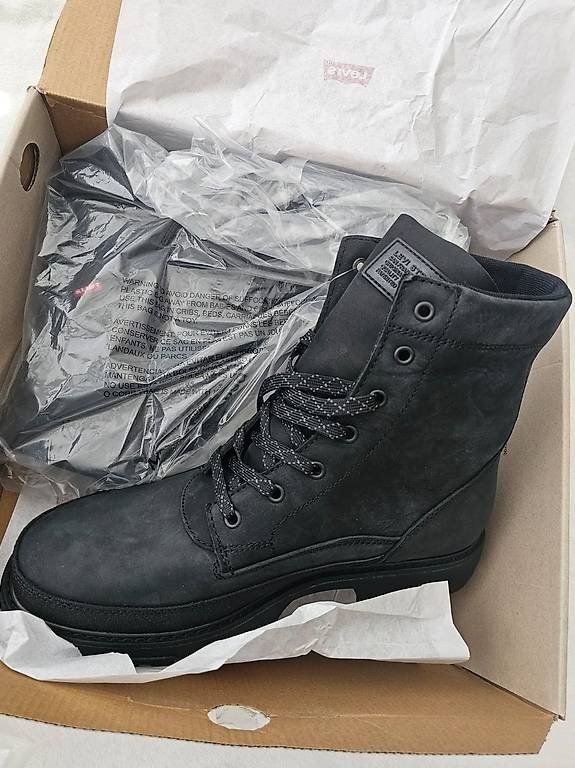 Levi's Scarpe da uomo: Levi’s Torsten Boots Schwarz - Gr. 44 | Neu – Nuovo e nell'imballaggio originale da Wettingen venduto da bestrox 2