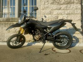 Mondial SMX 125