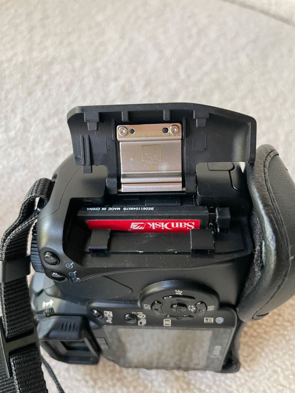 Canon Kamera: Canon EOS 400D Digital mit EF-S 18–55 mm Objektiv – Gebraucht aus Feldbrunnen von pet_d26z 4