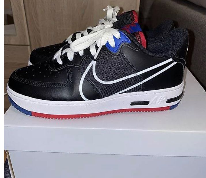 Nike Herrenschuhe: Nike air force 1 React – Gebraucht aus Schmitten FR von dia_y5nx