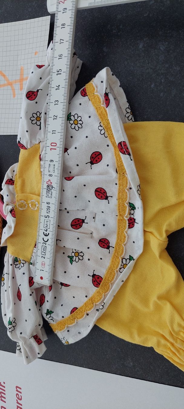 Bambole: Puppenkleid – Usato da Muri AG venduto da nindo1 4