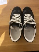 Sneaker Schwarz/Weiss/Beige