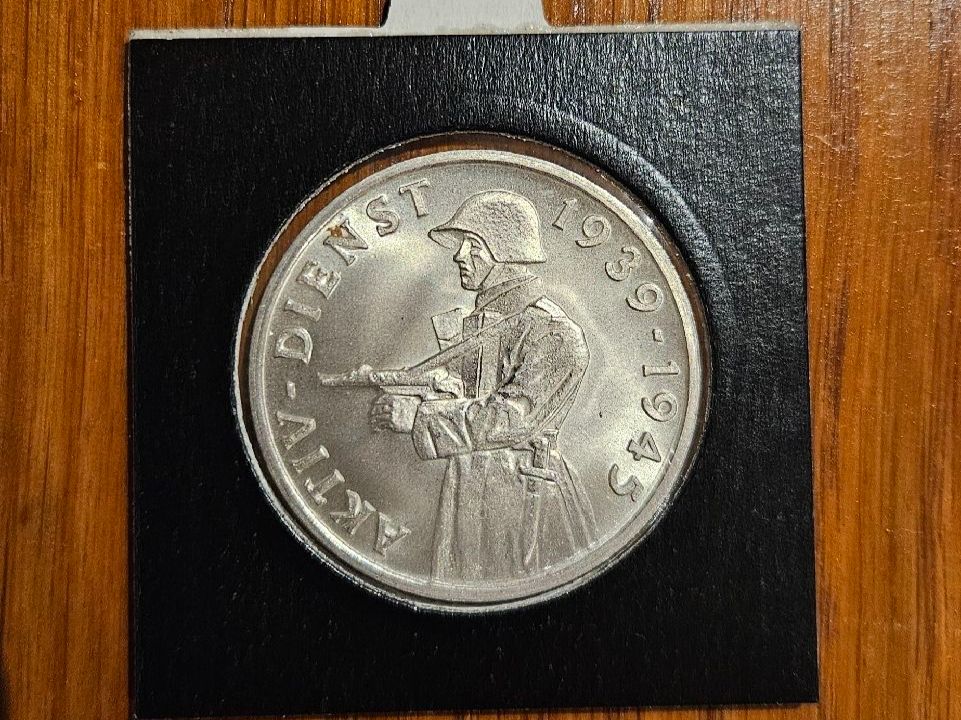 Medaillen: Médaille argent - 1939-1945 – Gebraucht aus Noiraigue von serg85 1