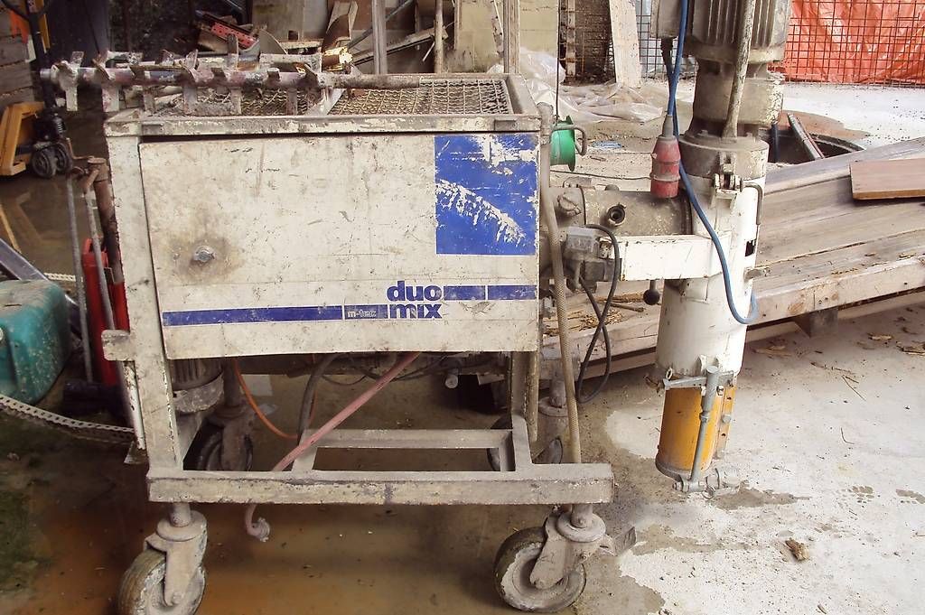 Tutte le macchine: GRUNDPUTZMASCHINE – Usato da Walliswil-Nbipp venduto da australien2007