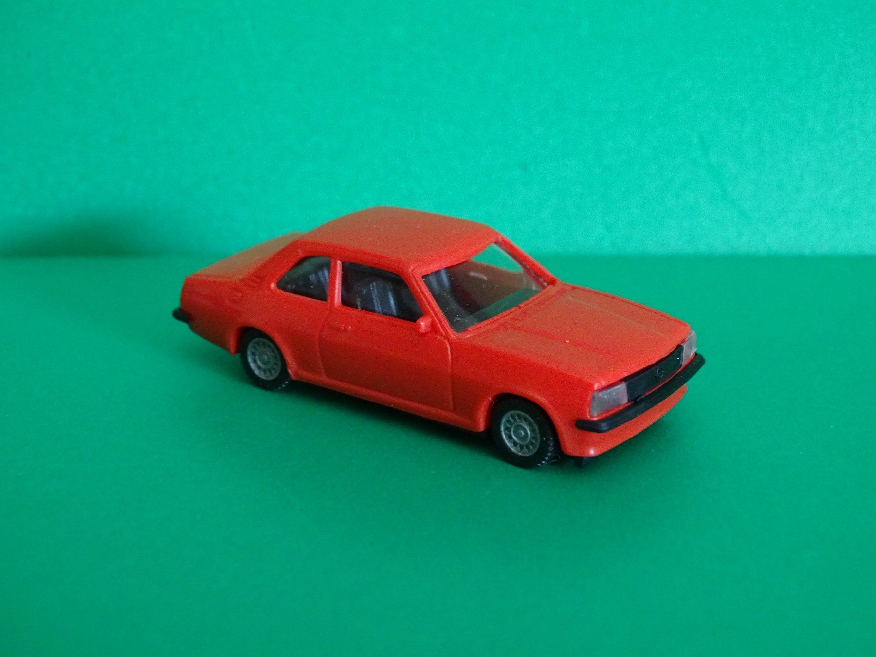 Opel Modellini d'auto: Opel Ascona von Euromodel 1/87 – Usato da Bretzwil venduto da Meex 1