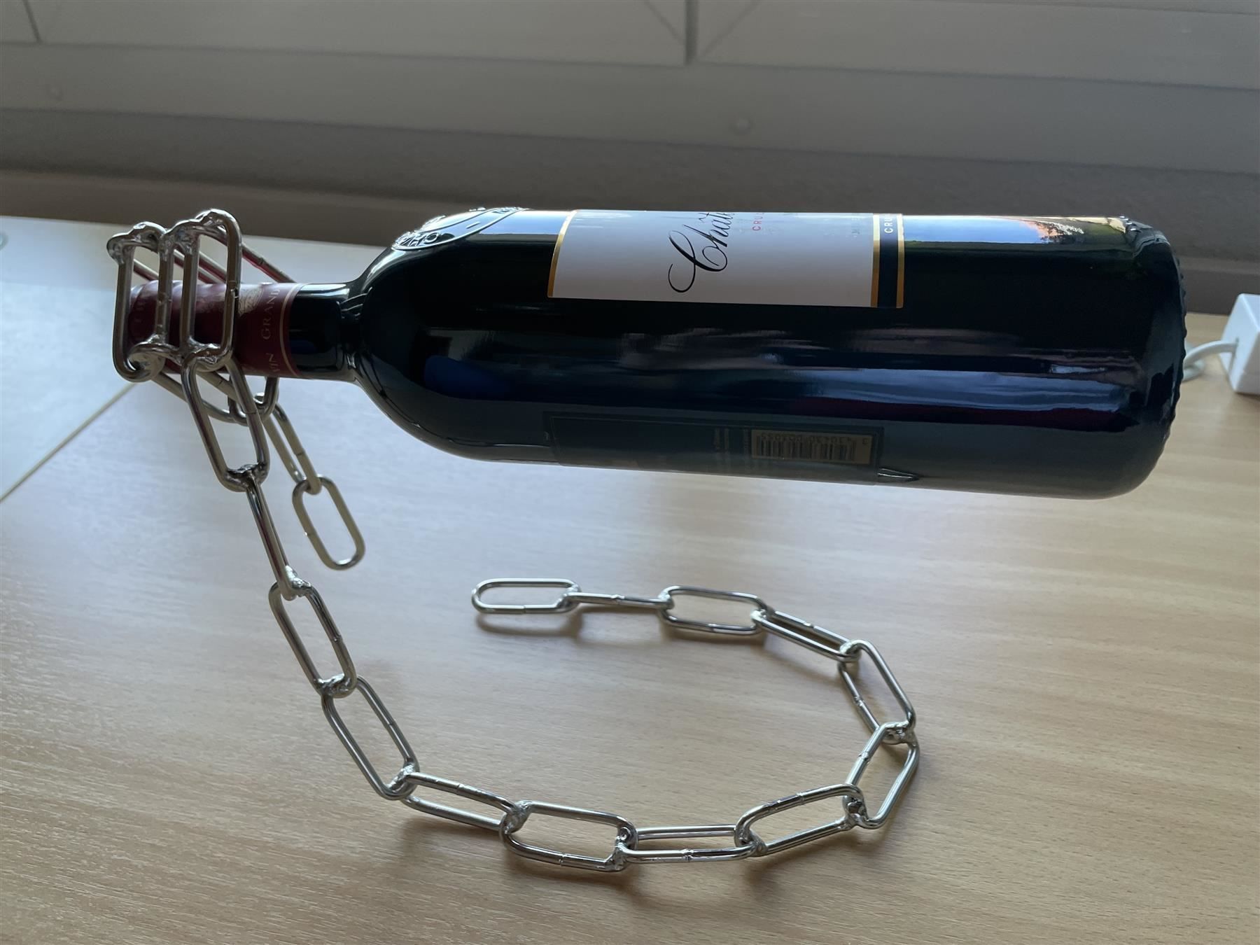 Altro per la casa: Weinflaschenhalter - schwebende Kette – Nuovo e nell'imballaggio originale da Diepoldsau venduto da preisparadies-ch 2