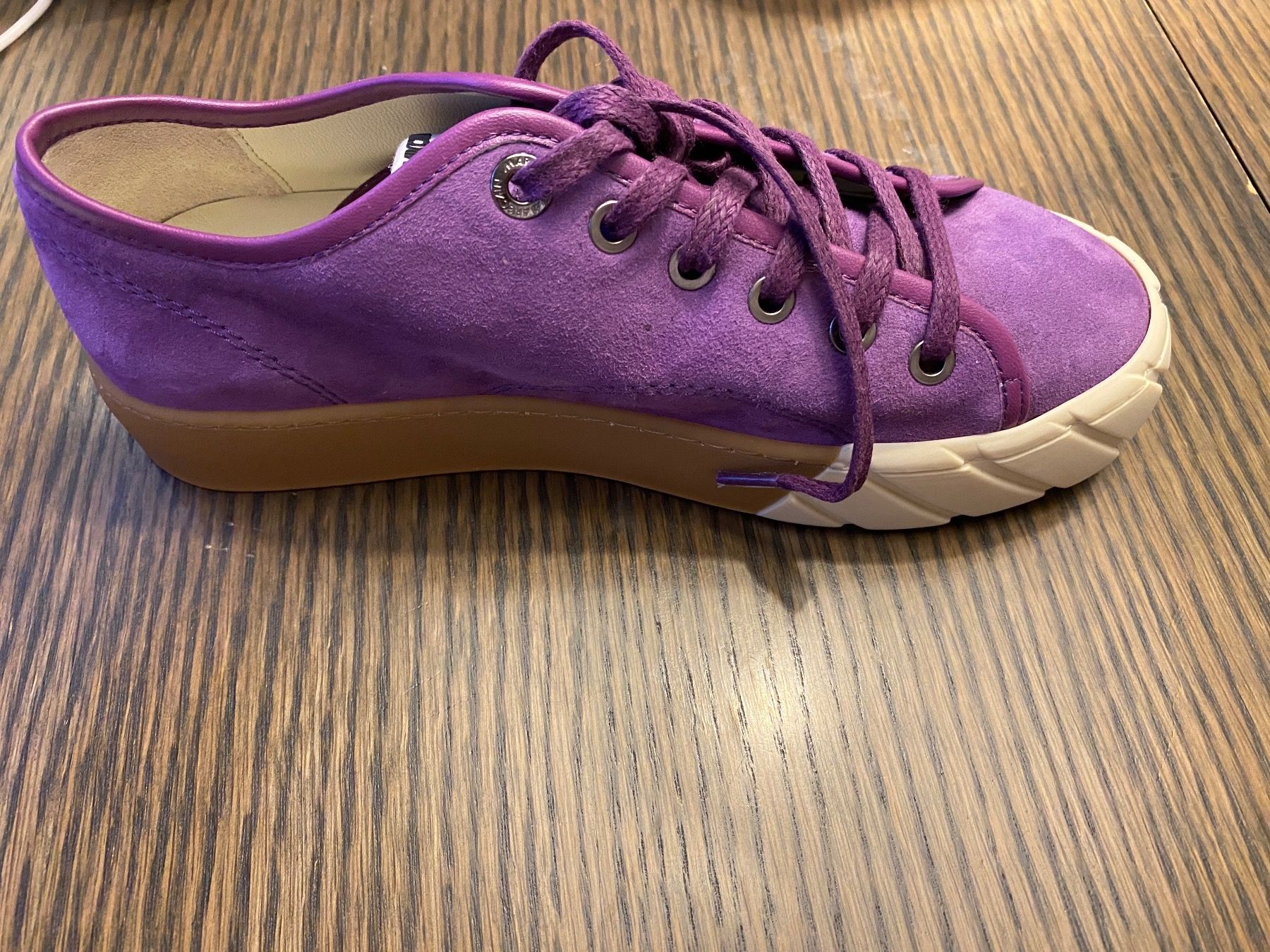 Marc Cain Scarpe da donna: Marc cain Sneaker Velours leder 37 – Nuovo e nell'imballaggio originale da Volketswil venduto da praxis12 1