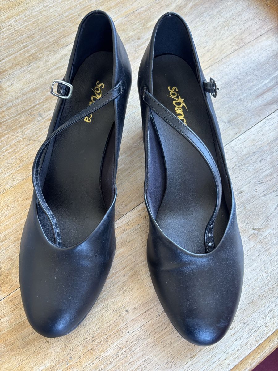 Scarpe da donna: Tanzschuhe Grösse 39,5 – Nuovo (secondo la descrizione) da Dachsen venduto da OlivK 1