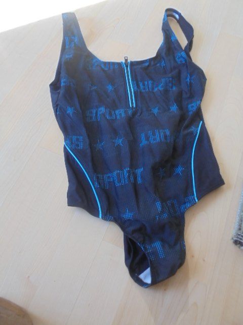Costumi da bagno & Bikini: Badeanzug Gr. 44 NEU – Nuovo (secondo la descrizione) da Hinwil venduto da Glasperlen 1