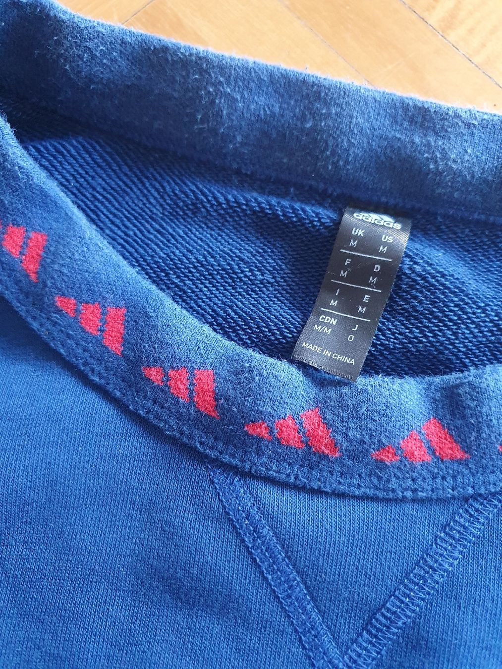 Maglioni & Felpe: Adidas Vintage Equipment Pullover – Usato da Bern venduto da ann_xgw6 1