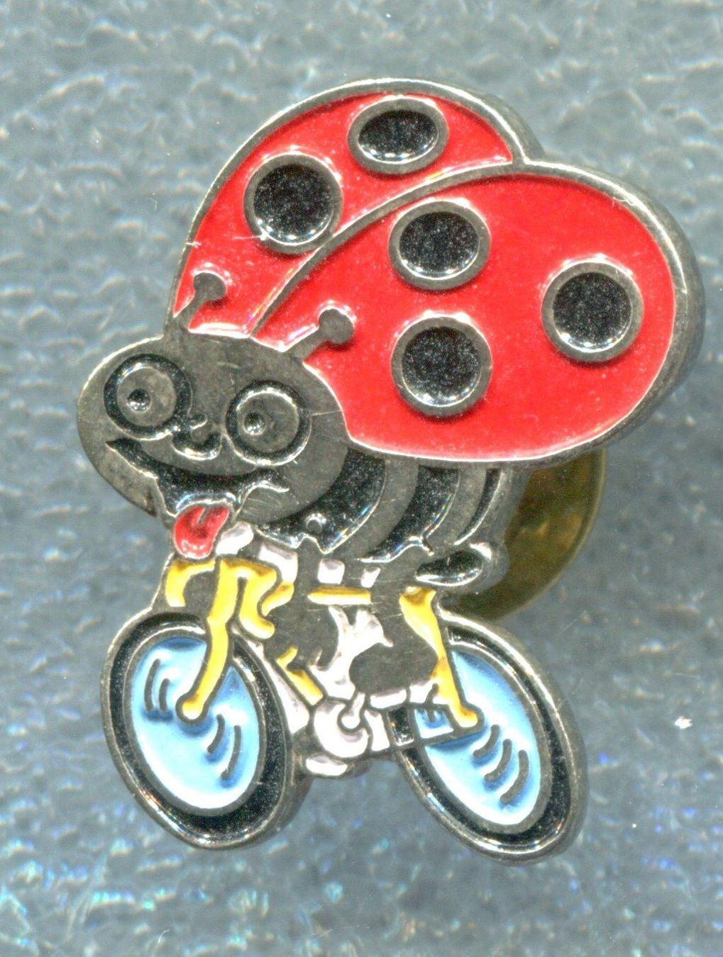 Plaquettes & Badges: BLICK Käfer  mit Fahrrad – D'occasion à Winterthur par Sammleroase