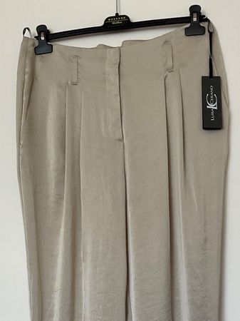 Luisa Cerano leichte Hose Gr 42/44 beige NEU Etikette NP 270