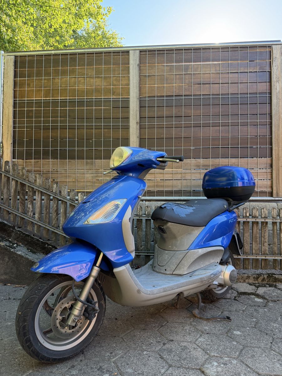 Piaggio Scooters: Piaggio Fly 125 – Défectueux à Langnau im Emmental par bertoldo03