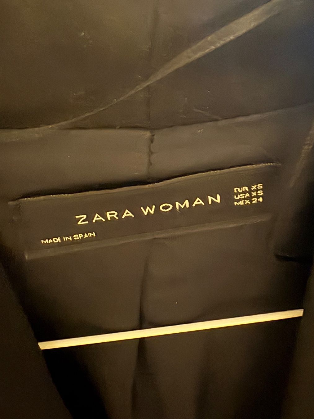 Zara Jacken: Blazer Schwarz Zara – Gebraucht aus Zürich von petitgrenouille 1